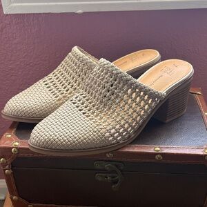 Time and Tru Woven Block Heel Mules - Cream